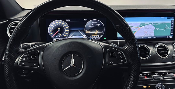 Mercedes-Benz E 220 d 12 of 15
