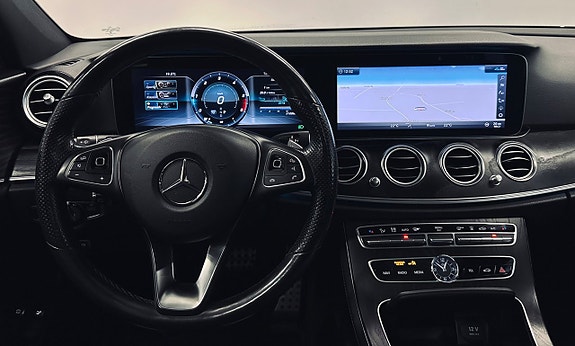 Mercedes-Benz E 220 d 14 of 15