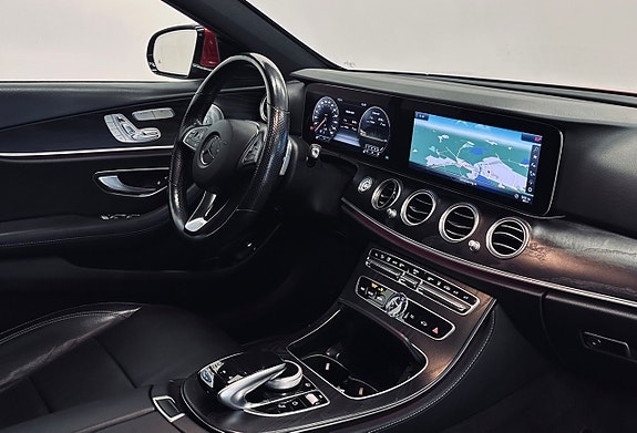 Mercedes-Benz E 220 d 13 of 15