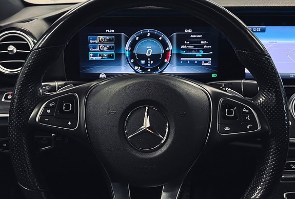 Mercedes-Benz E 220 d 11 of 15