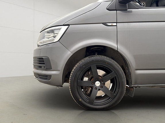 Volkswagen Transporter 29 of 30