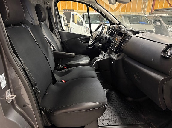 Opel Vivaro 8 of 14