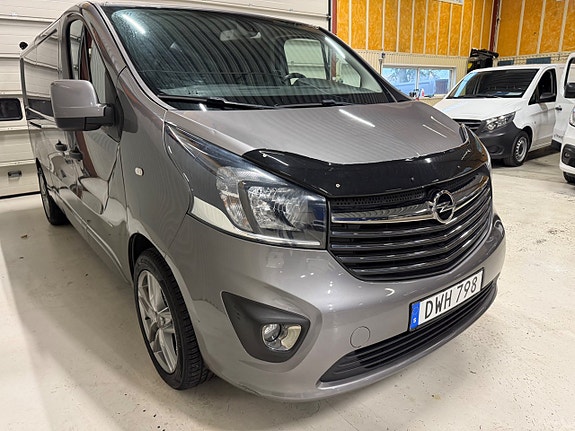 Opel Vivaro 5 of 14