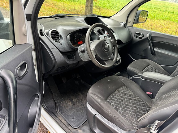 Renault Kangoo Express 10 of 17