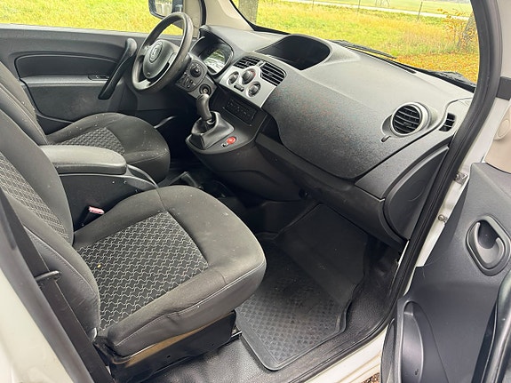 Renault Kangoo Express 11 of 17