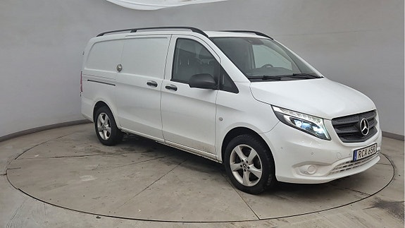 Mercedes-Benz Vito 119 2 of 13