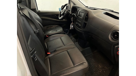 Mercedes-Benz Vito 119 9 of 13