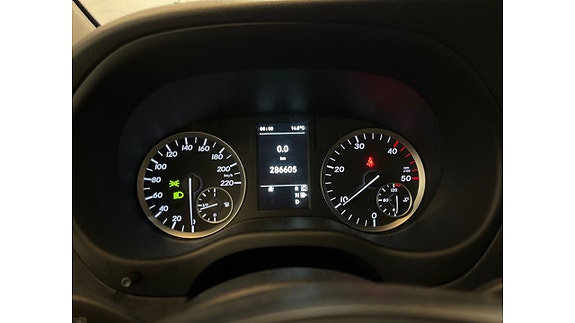 Mercedes-Benz Vito 119 6 of 13
