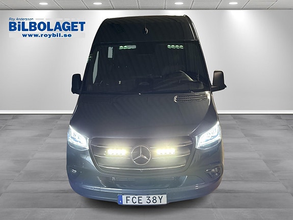 Mercedes-Benz Sprinter 317 13 of 16