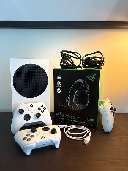 Product image 1 of 7