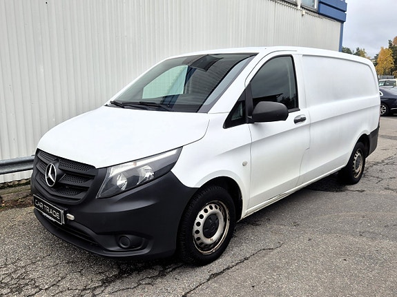 Mercedes-Benz Vito 111 2 of 21