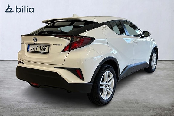 Toyota C-HR 17 of 18