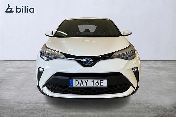 Toyota C-HR 5 of 18