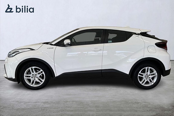 Toyota C-HR 3 of 18