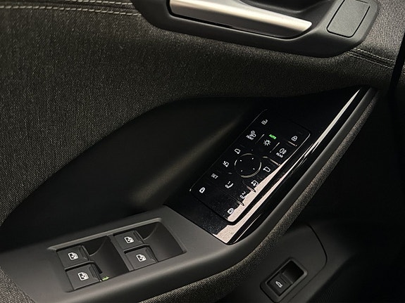 Audi Q6 e-tron 17 of 30