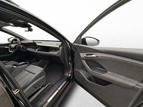 Audi Q6 e-tron 29 of 30
