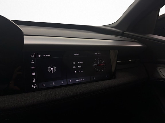 Audi Q6 e-tron 26 of 30