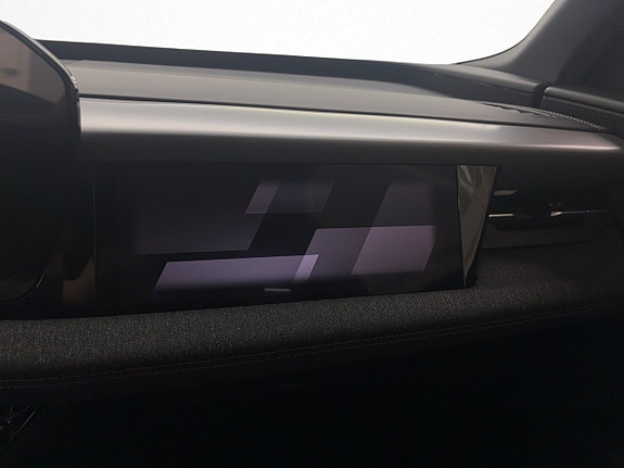Audi Q6 e-tron 27 of 30