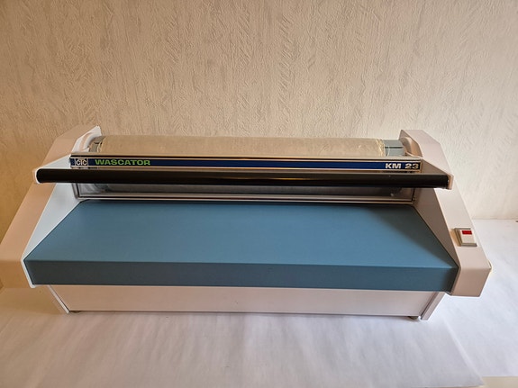Product image 1 of 6