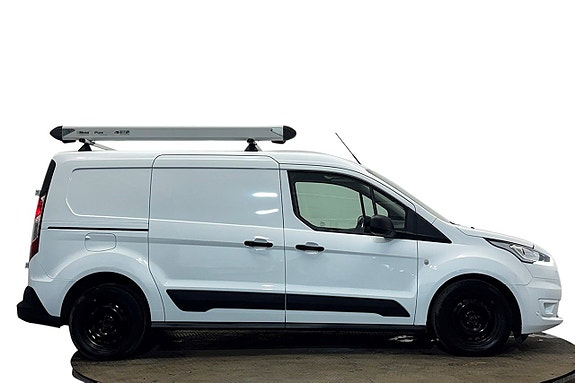 Ford Transit Connect 5 of 24