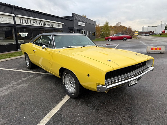 Dodge Charger 4 of 21