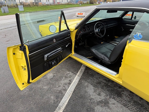 Dodge Charger 11 of 21
