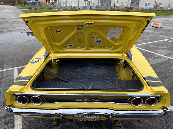 Dodge Charger 21 of 21