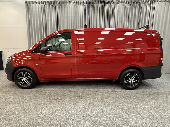 Mercedes-Benz Vito 114 2 of 12