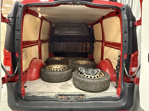Mercedes-Benz Vito 114 6 of 12