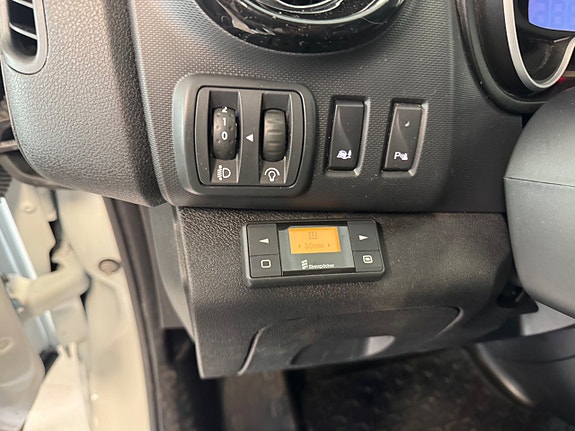 Opel Vivaro 5 of 9