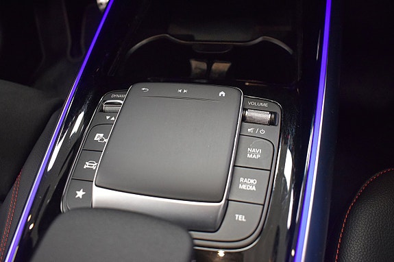 Mercedes-Benz GLA 200 19 of 30