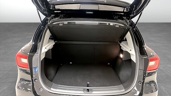 MG ZS EV 7 of 12