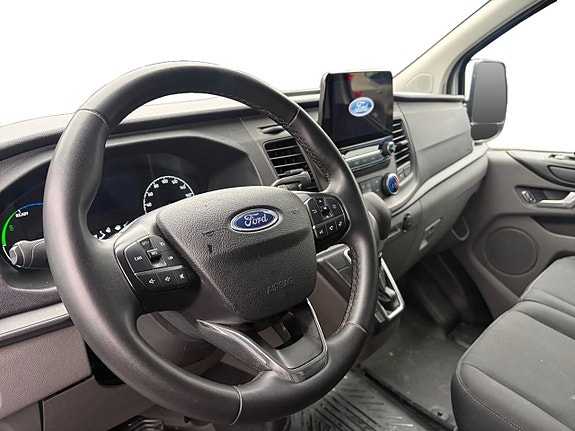 Ford Transit Custom 12 of 17