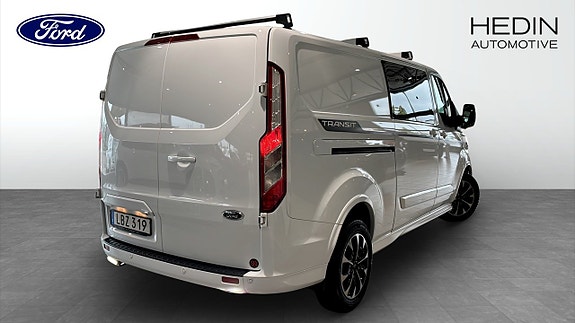 Ford Transit Custom 2 of 12
