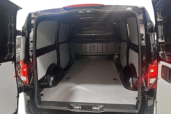 Mercedes-Benz Vito 119 12 of 16