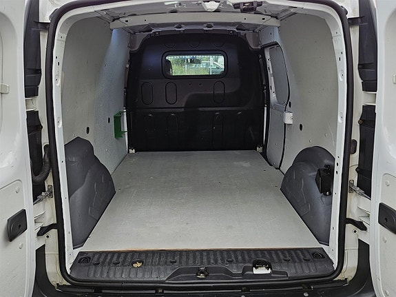 Renault Kangoo Express Maxi 8 of 15