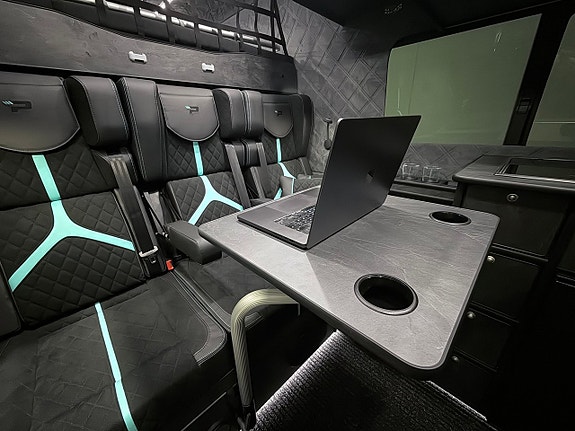 Mercedes-Benz Sprinter 319 2 of 27