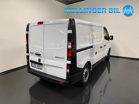 Renault Trafic 3 of 18