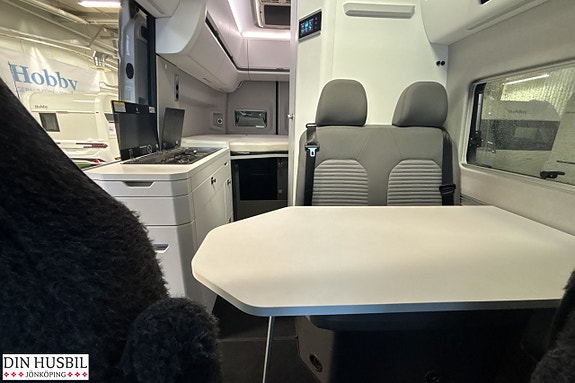 Volkswagen California Grand 600 12 of 21