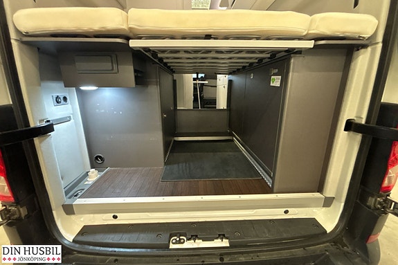 Volkswagen California Grand 600 15 of 21