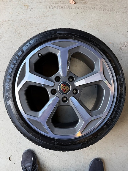 Product image 1 of 5
