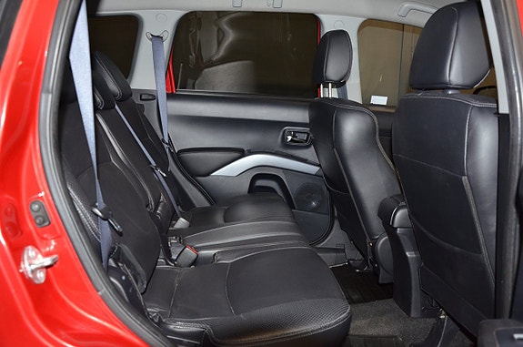 Mitsubishi Outlander 15 of 17