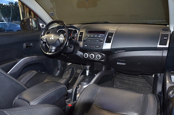 Mitsubishi Outlander 11 of 17
