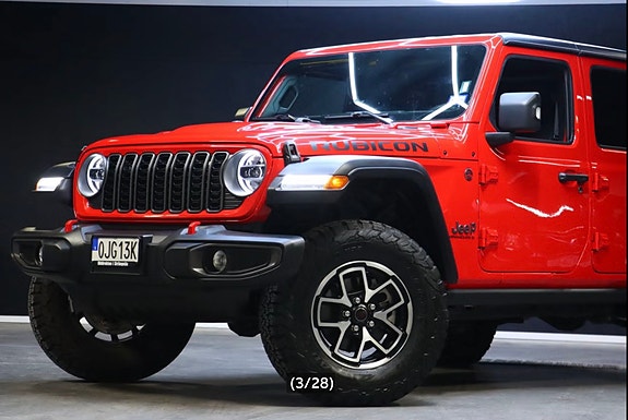Jeep Wrangler Unlimited 3 of 27