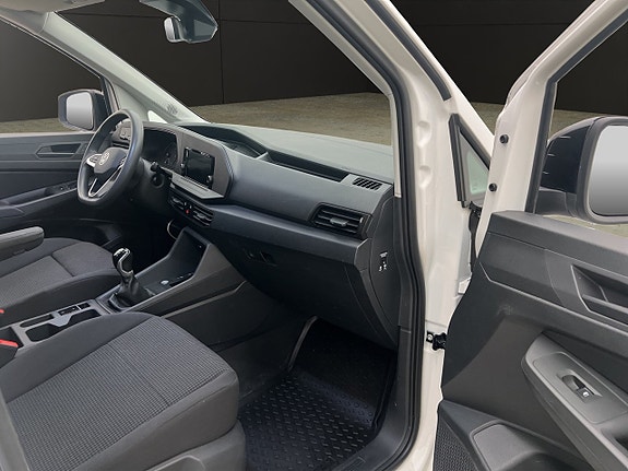 Volkswagen Caddy 23 of 27