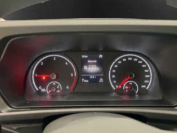 Volkswagen Caddy 17 of 27