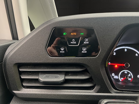 Volkswagen Caddy 15 of 27