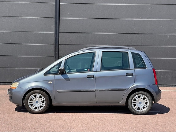Fiat Idea 3 of 5