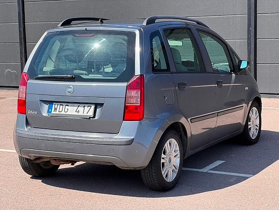 Fiat Idea 2 of 5