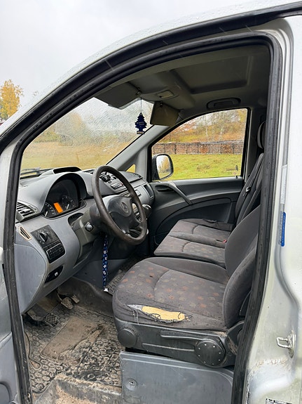 Mercedes-Benz Vito 109 6 of 6
